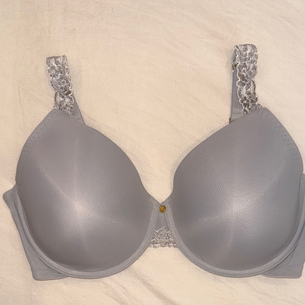 Natori Light Gray Lace Trim Bra 36DDD